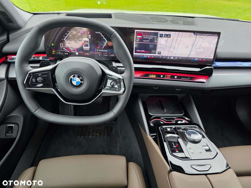 BMW Seria 5 520d mHEV M Sport - 14