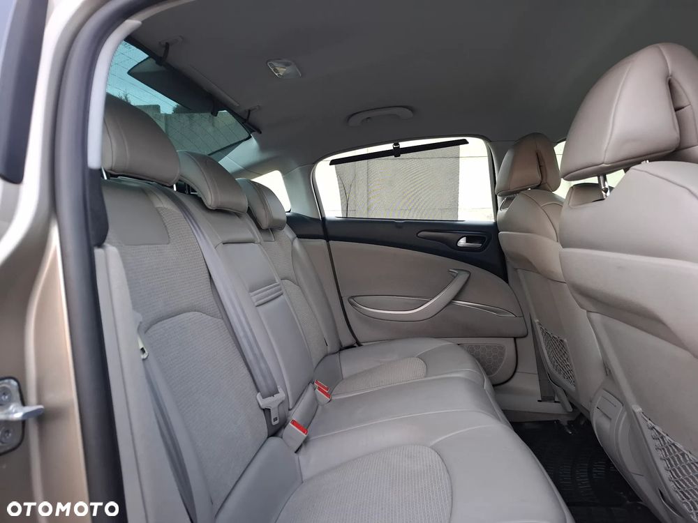 Citroën C5 2.0 HDi Exclusive - 19
