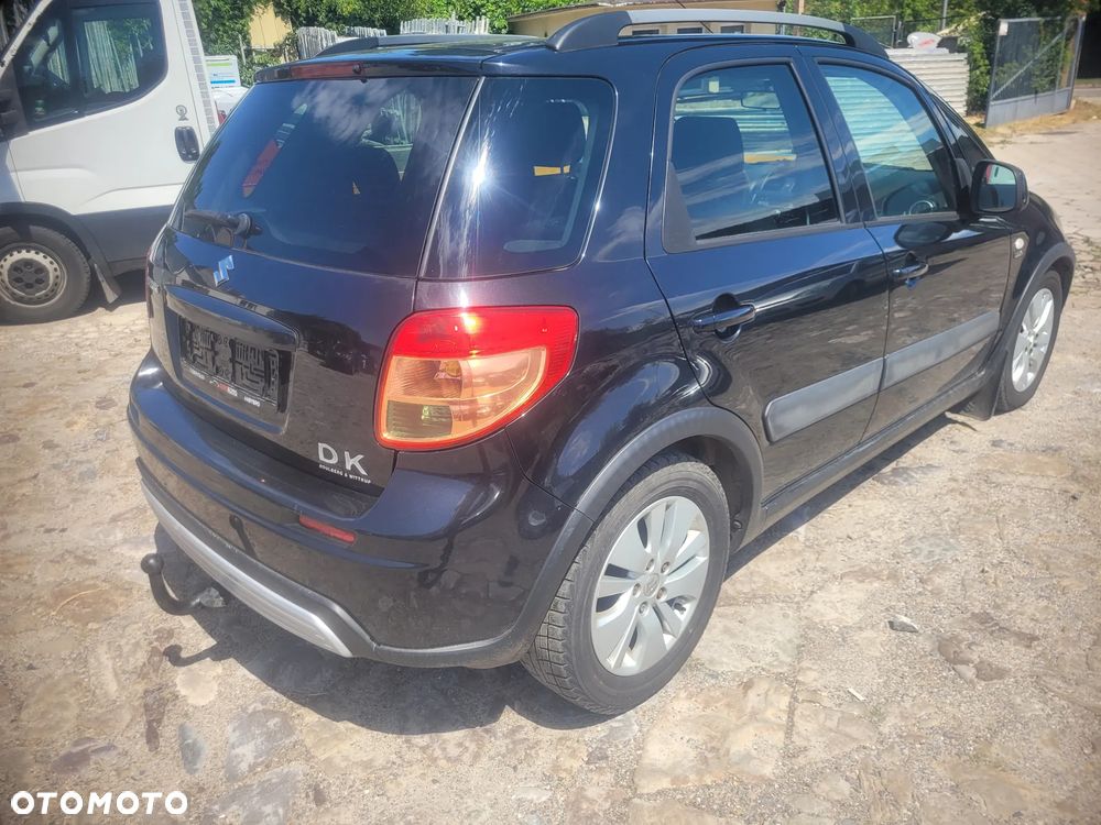 Suzuki SX4 1.9 DDiS DPF 4x2 Comfort - 4