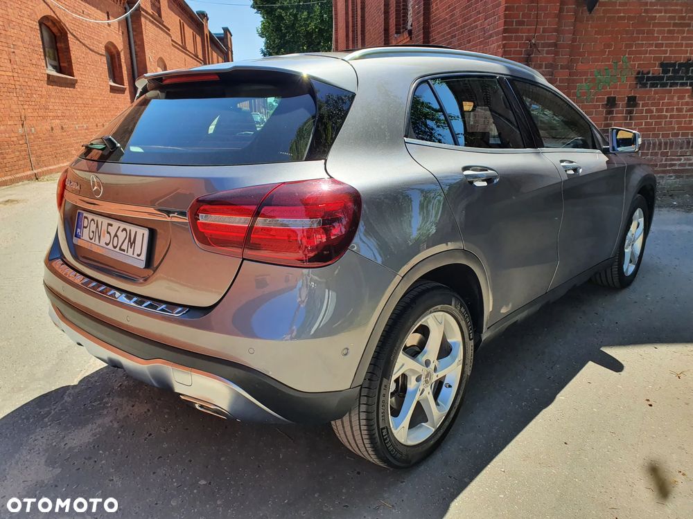Mercedes-Benz GLA 200 d 7G-DCT Activity Edition - 4