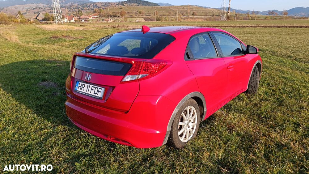Honda Civic 1.4 i-VTEC - 3