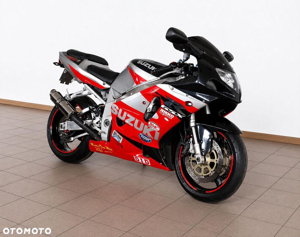 Suzuki GSX-R - 1