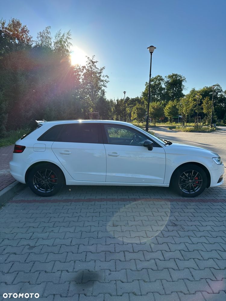 Audi A3 Sportback 1.4 TFSI Ambiente - 6