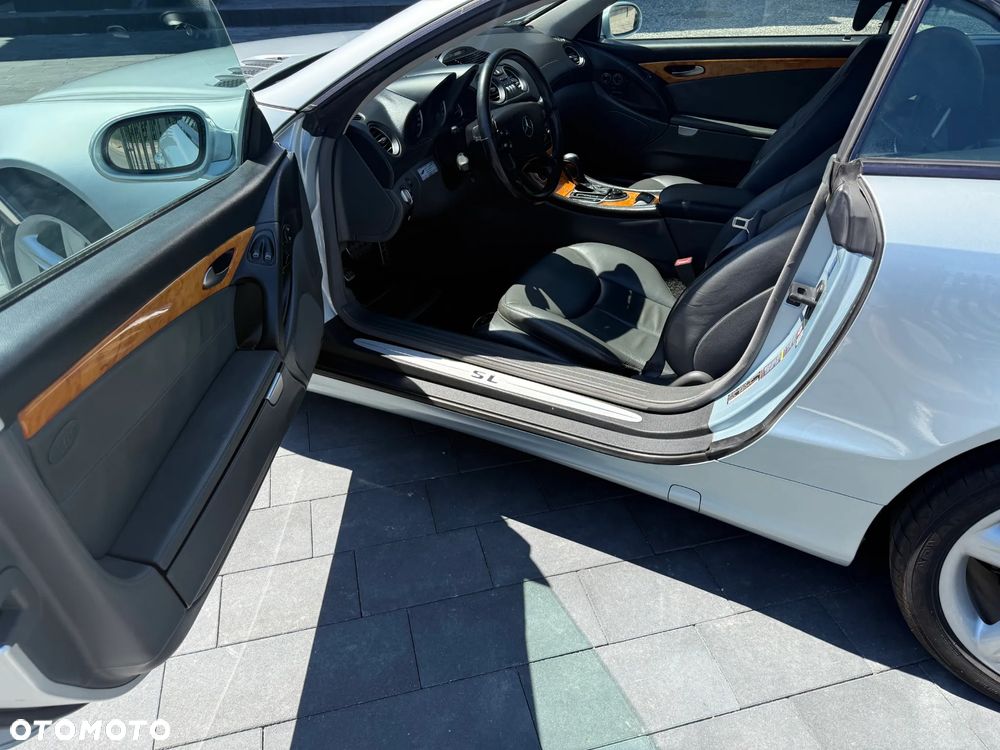 Mercedes-Benz SL 500 - 11