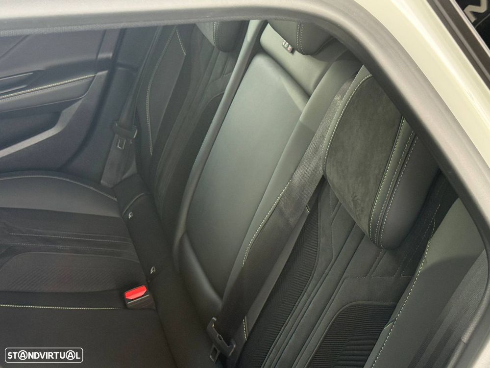 Peugeot 308 SW 1.6 Hybrid GT e-EAT8 - 47