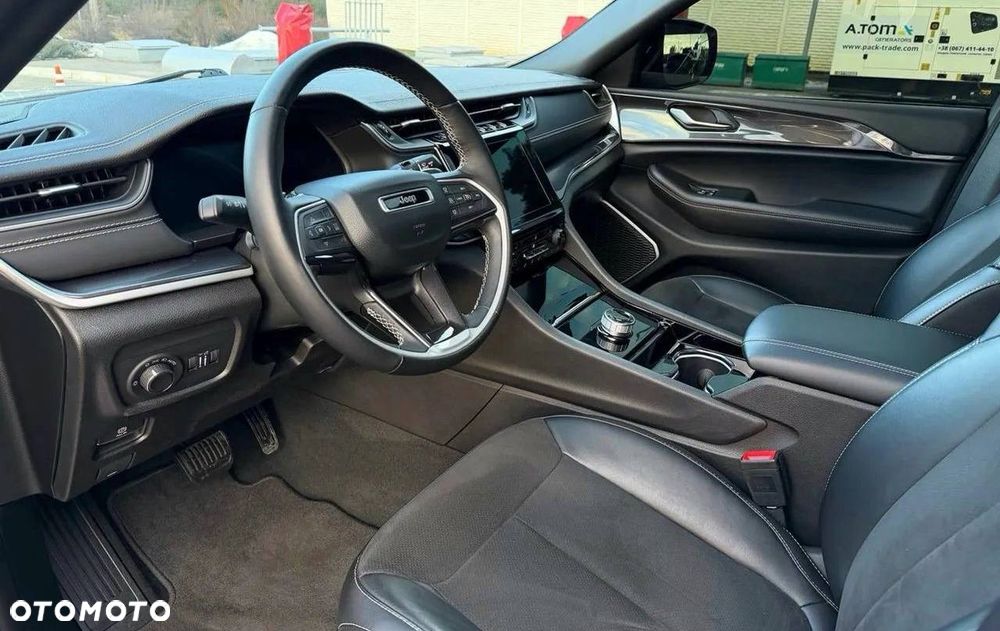 Jeep Grand Cherokee - 6