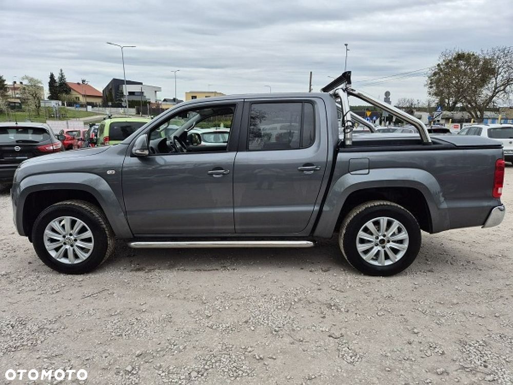 Volkswagen Amarok - 12