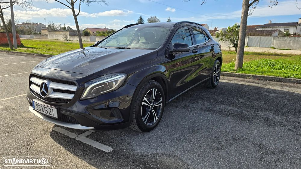 Mercedes-Benz GLA 220 CDI 4Matic 7G-DCT Urban - 2