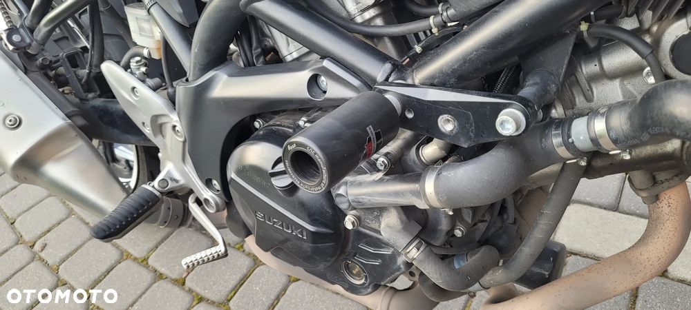 Suzuki SV - 9