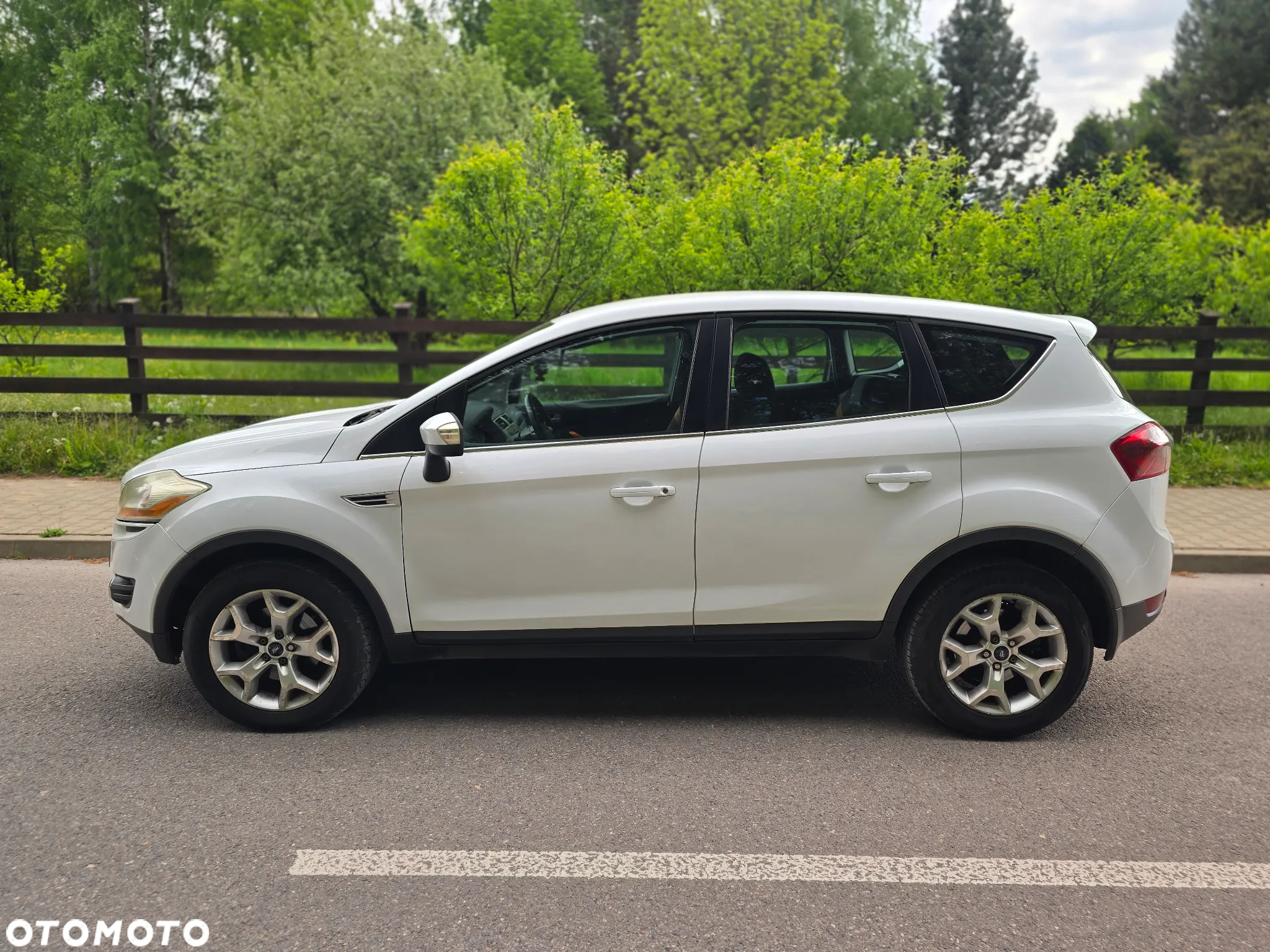 Ford Kuga 2.0 TDCi Titanium - 17