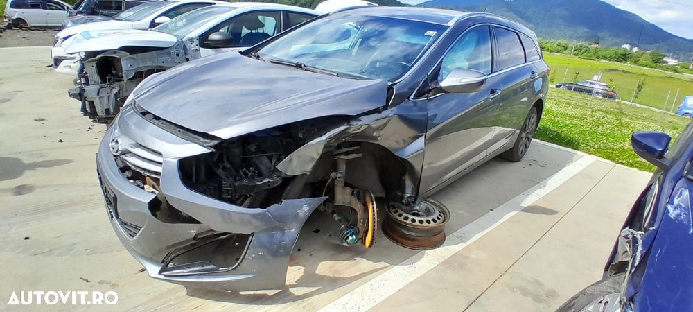 Dezmembram Hyundai i40 1.7 CRDi D4FD - 4