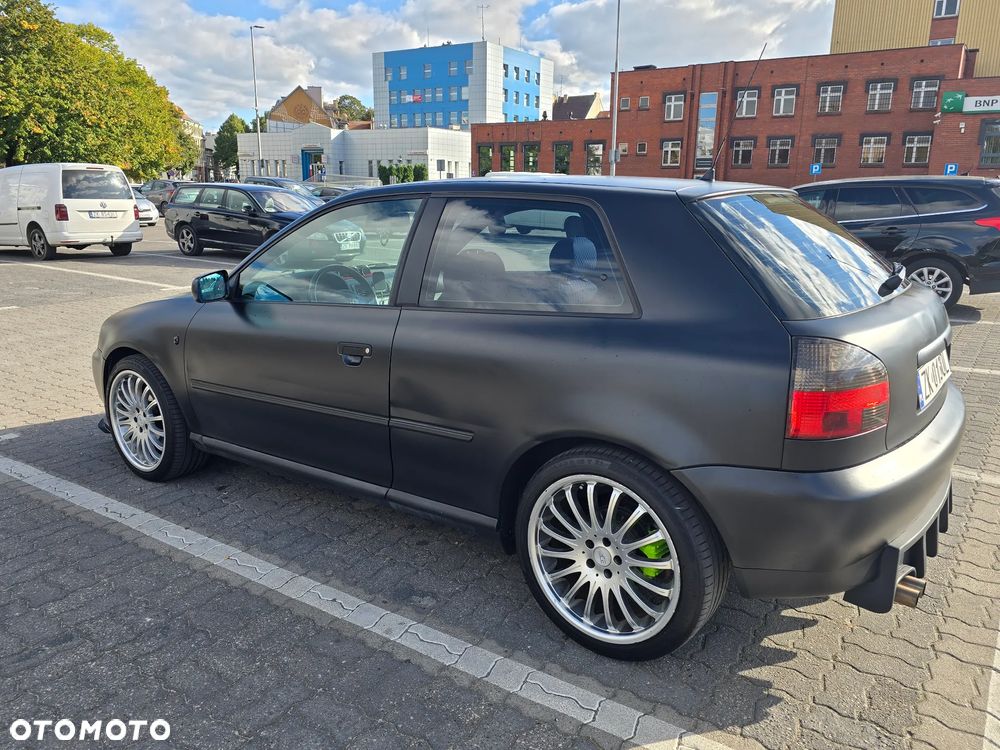 Audi A3 1.8T Attraction - 4