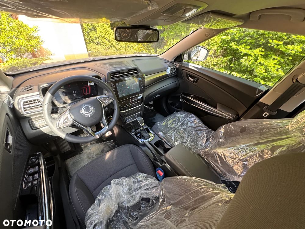 SsangYong/KGM Tivoli 1.5 T-GDI 4WD Automatik Amber - 22