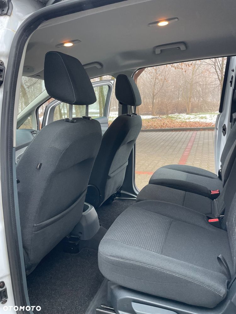 Ford Grand C-MAX 2.0 TDCi Business Edition - 28