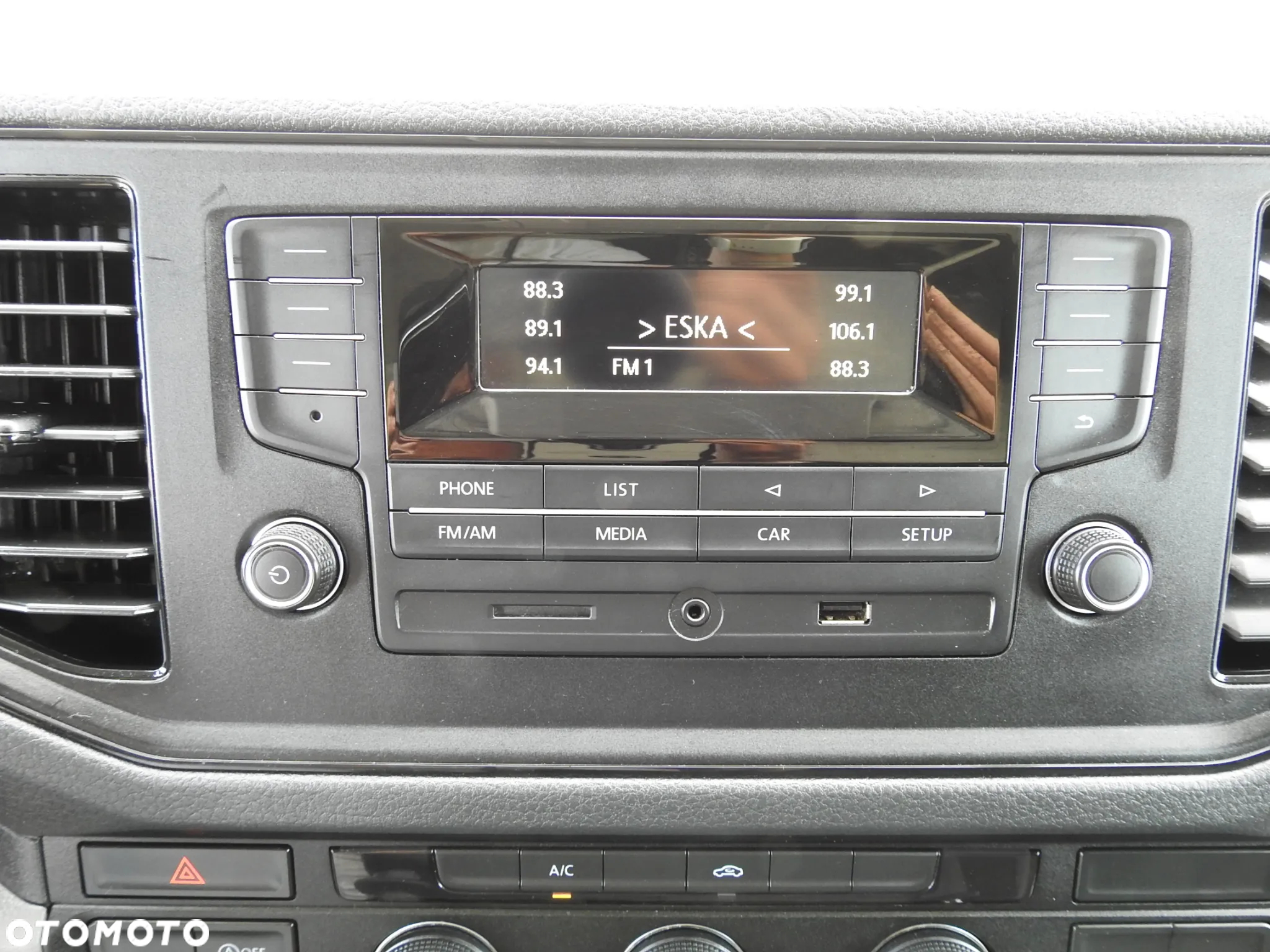 Volkswagen CRAFTER PLANDEKA WINDA 8 PALET WEBASTO TEMPOMAT 180KM [ 032919 ] - 32