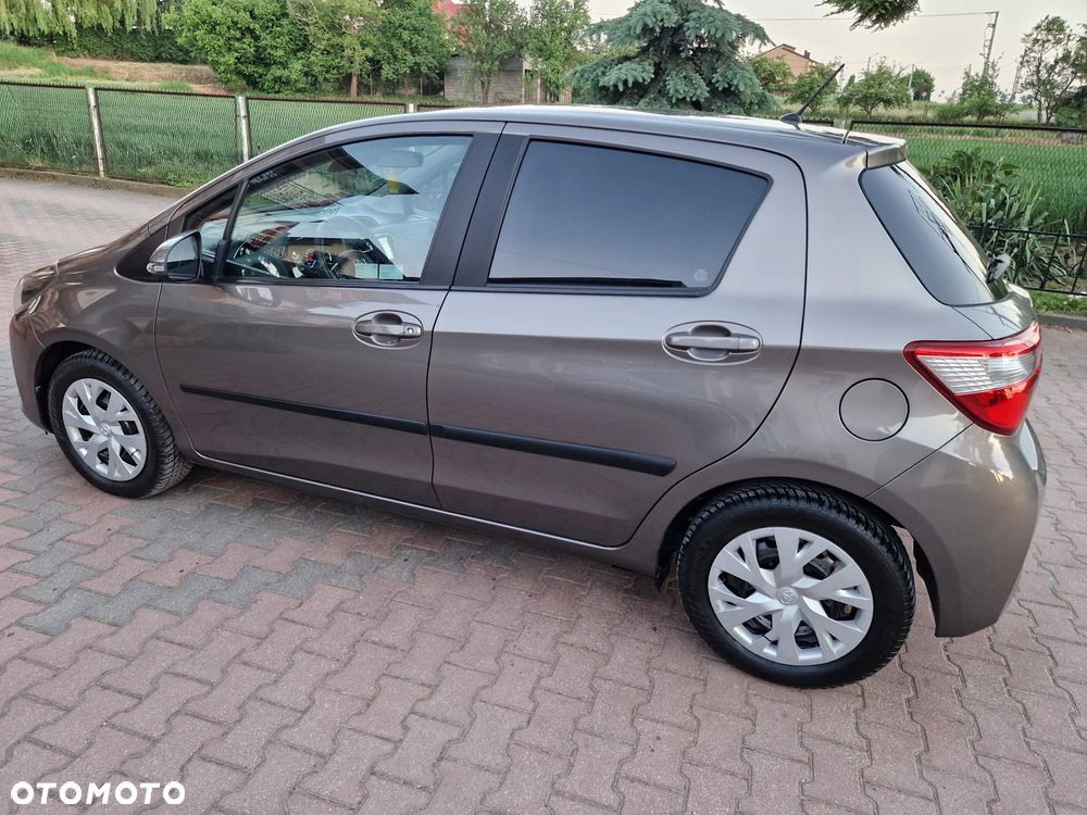 Toyota Yaris 1.5 Premium - 29