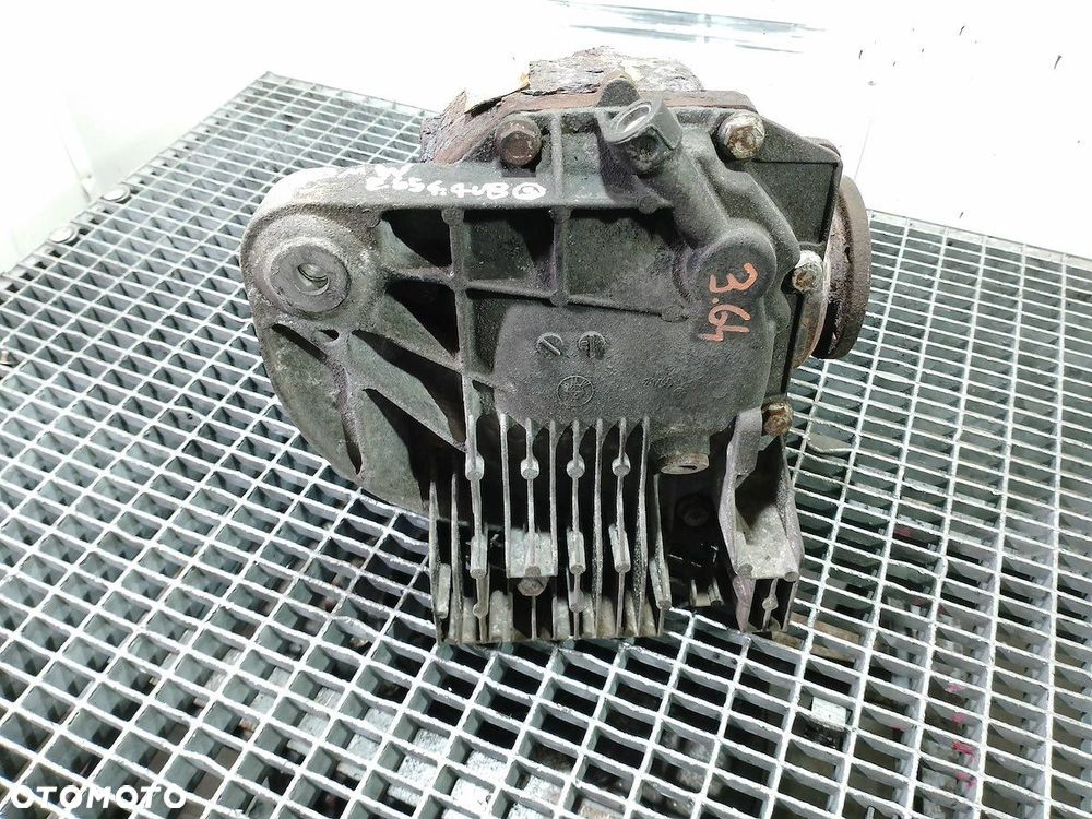 DYFERENCJAŁ TYŁ BMW E65 7514989 3.5 V8 - 3
