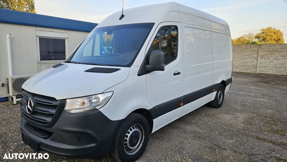 Mercedes-Benz Sprinter - 5
