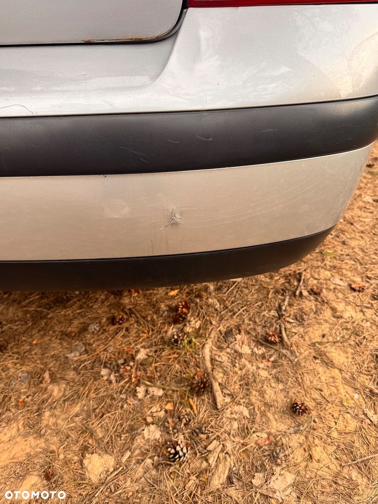 Volkswagen Passat 2.0 Basis - 21