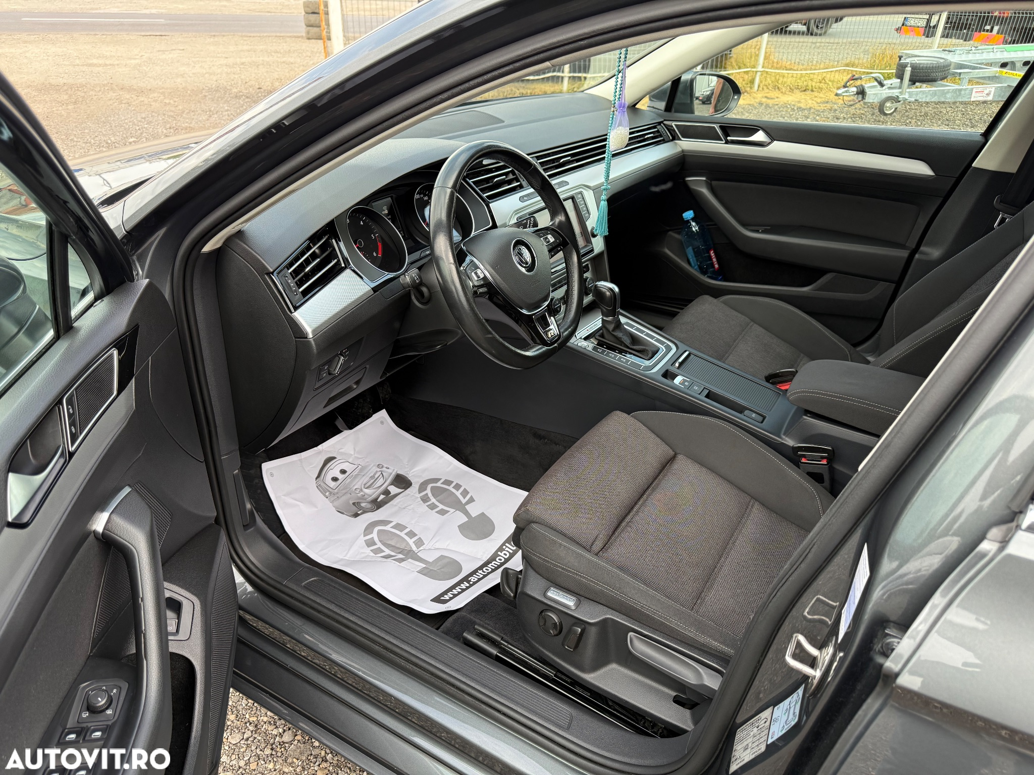 Volkswagen Passat Variant 2.0 TDI DSG 4Motion Highline - 9