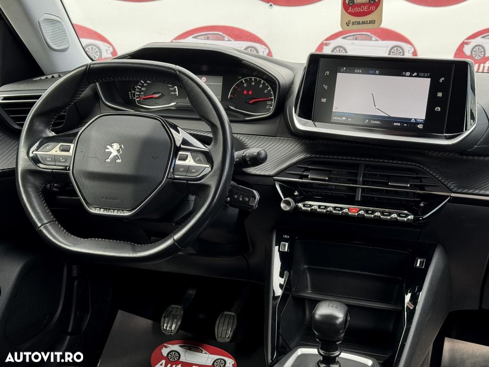 Peugeot 2008 - 9