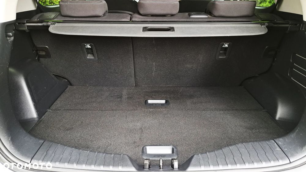 SsangYong/KGM Tivoli e-XDi 160 2WD Black+White - 6