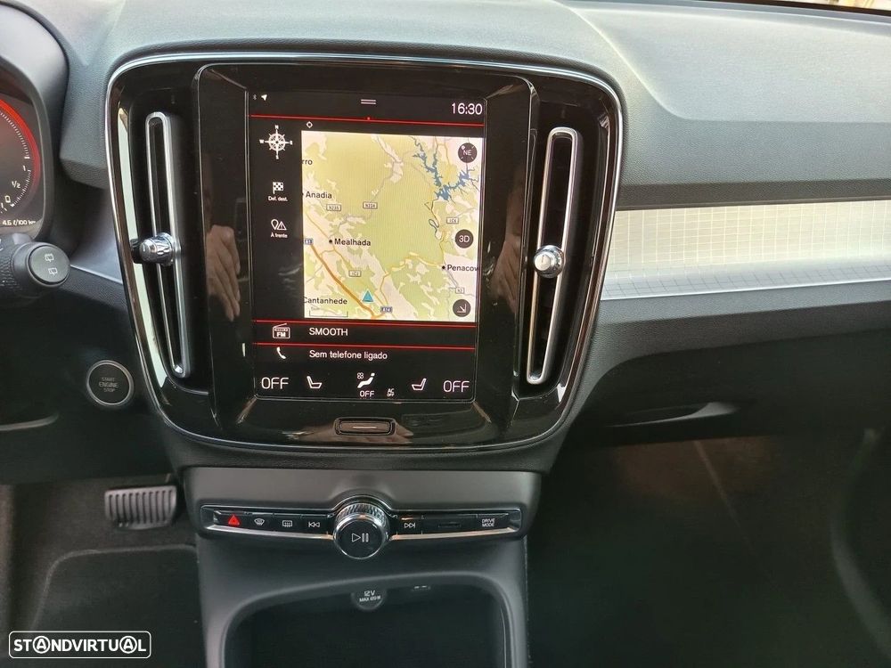 Volvo XC 40 1.5 T5 PHEV Momentum Plus - 8