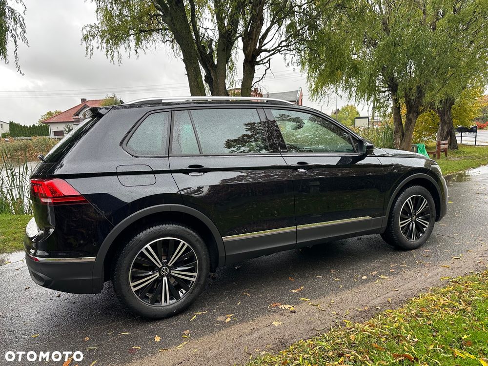 Volkswagen Tiguan - 10
