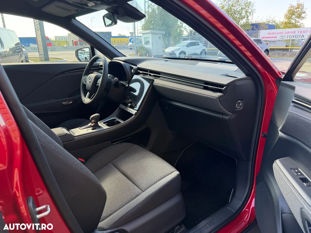 Lexus LBX 1.5 HEV 4x2 CVT Business - 13