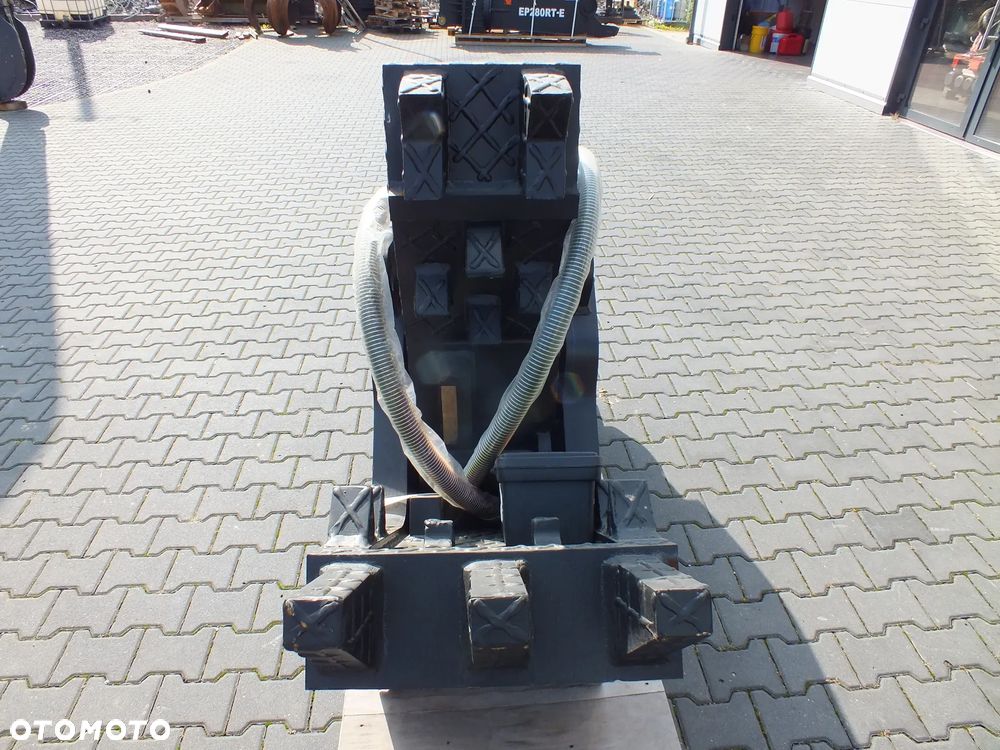 Sztywna szczęka krusząca ELEPHANT EPP220C-E - 7