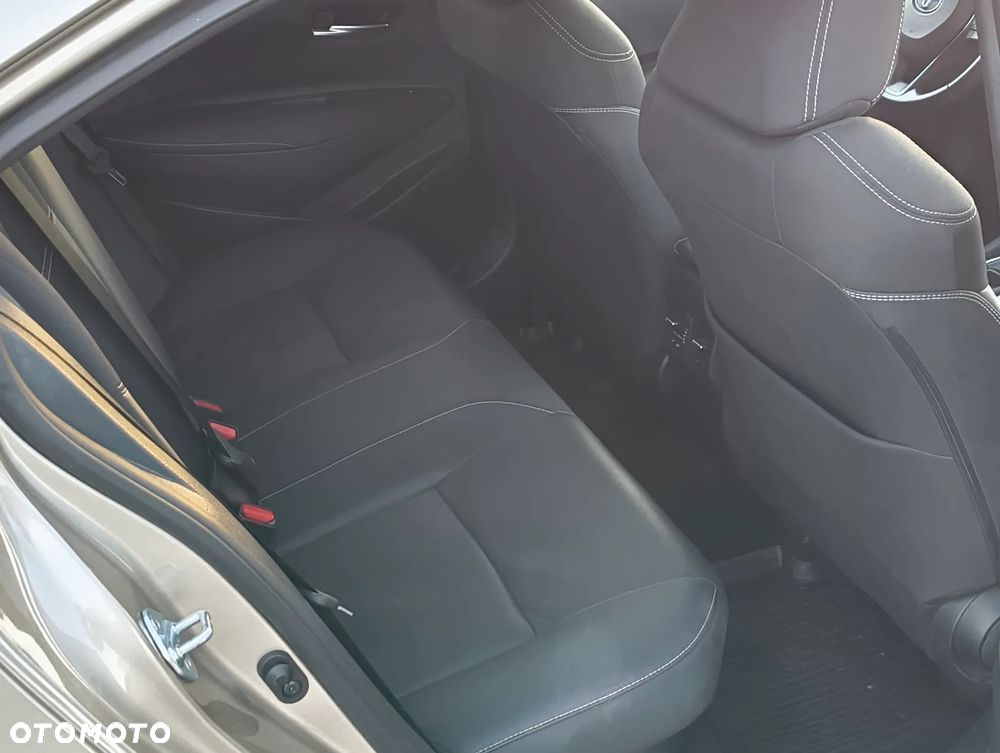 Toyota Corolla 1.8 Hybrid GPF Executive - 9