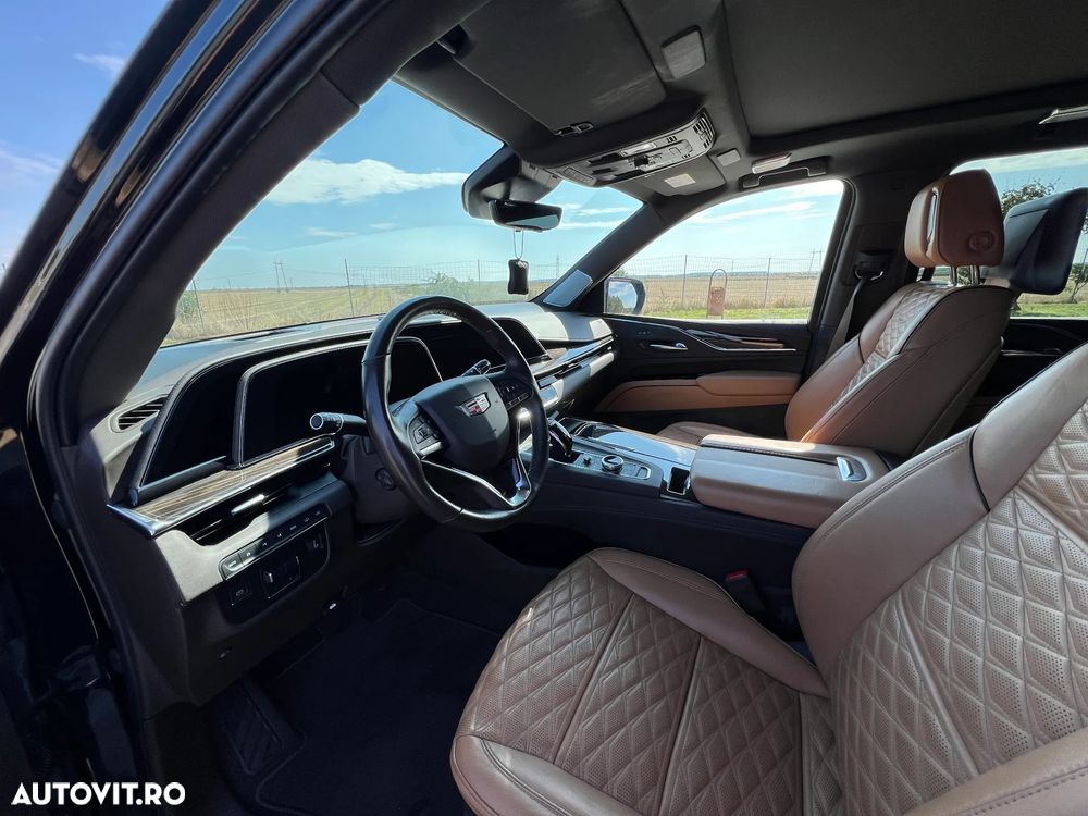 Cadillac Escalade 6.2 V8 ESV Platinum - 11