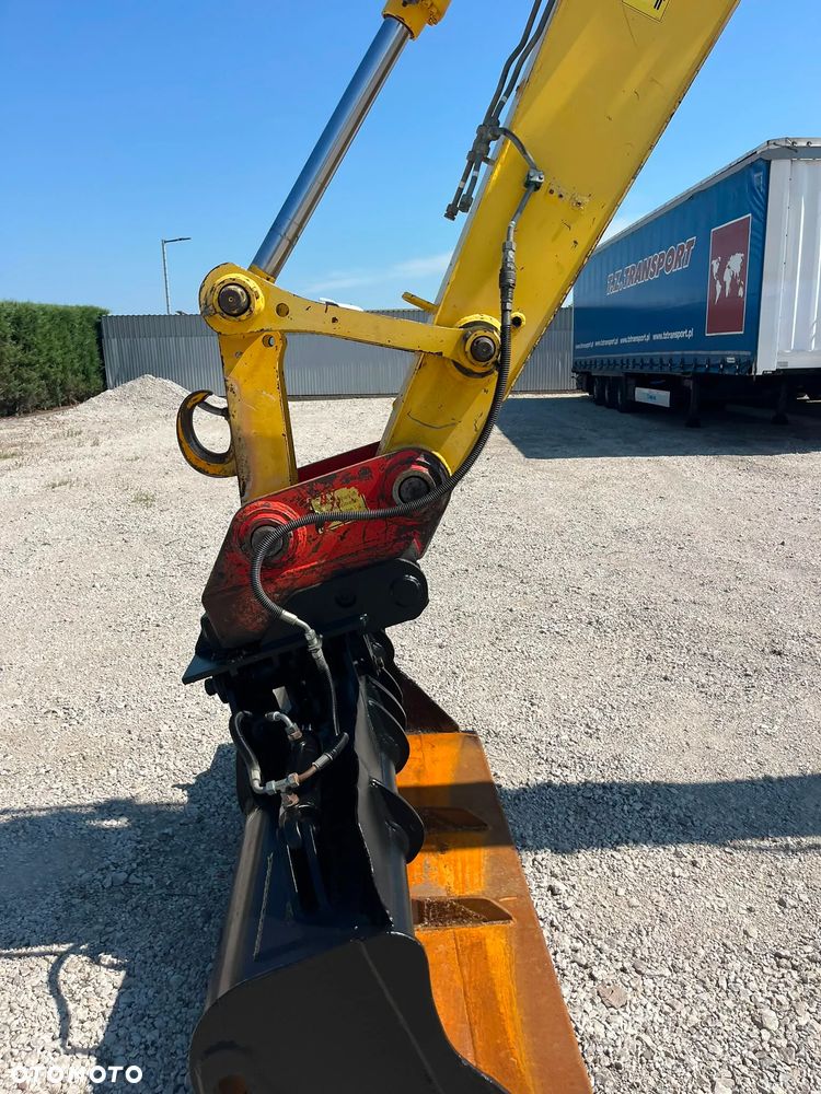 New Holland MH PLUS 18 TON - 27