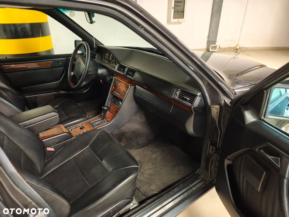Mercedes-Benz Klasa E 320 Avantgarde - 19