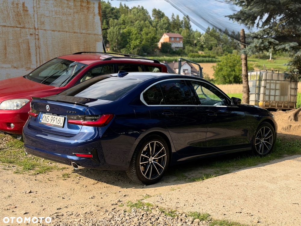 BMW Seria 3 330i xDrive Sport Line - 8
