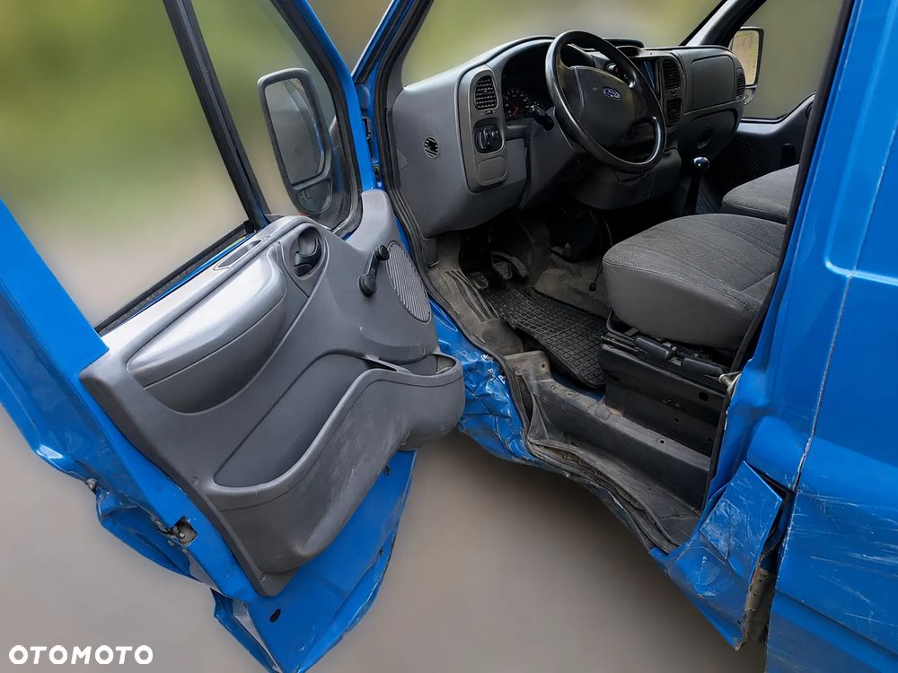 Ford Transit - 10