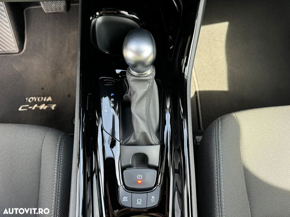 Toyota C-HR 2.0 Team Deutschland - 18