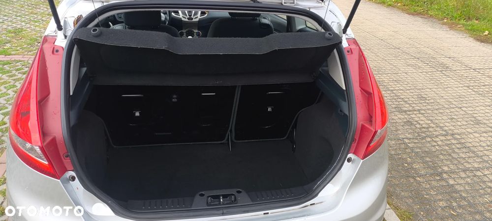 Ford Fiesta 1.25 Ghia - 12