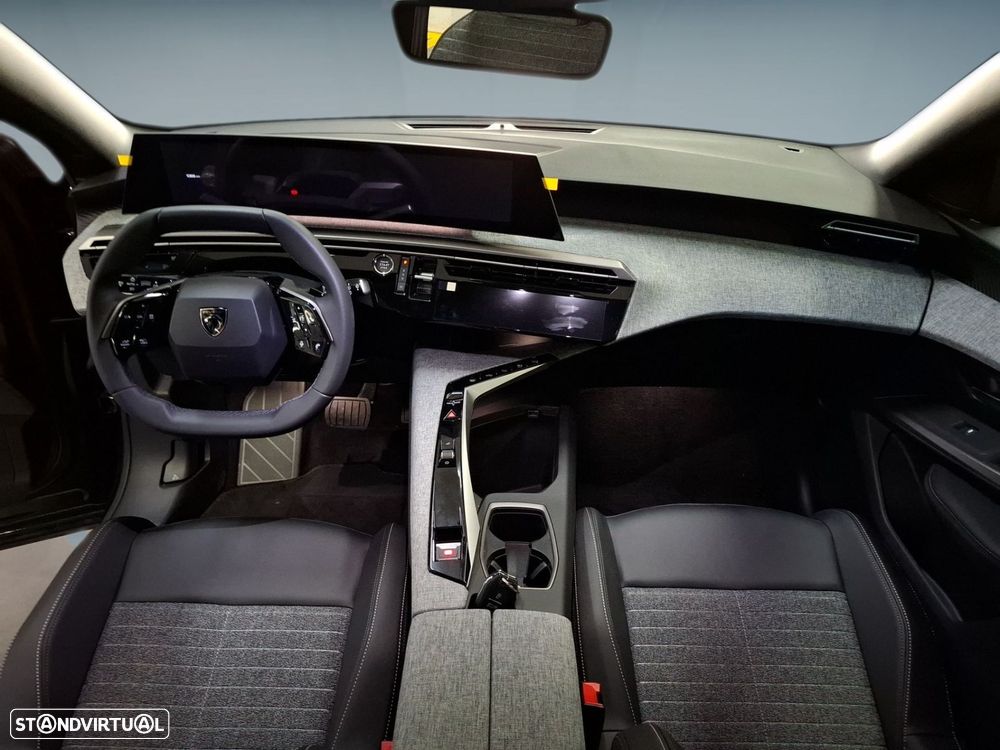 Peugeot 5008 1.2 Hybrid Allure e-DCS6 - 2