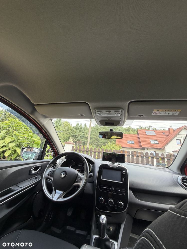 Renault Clio 1.2 16V Limited - 32