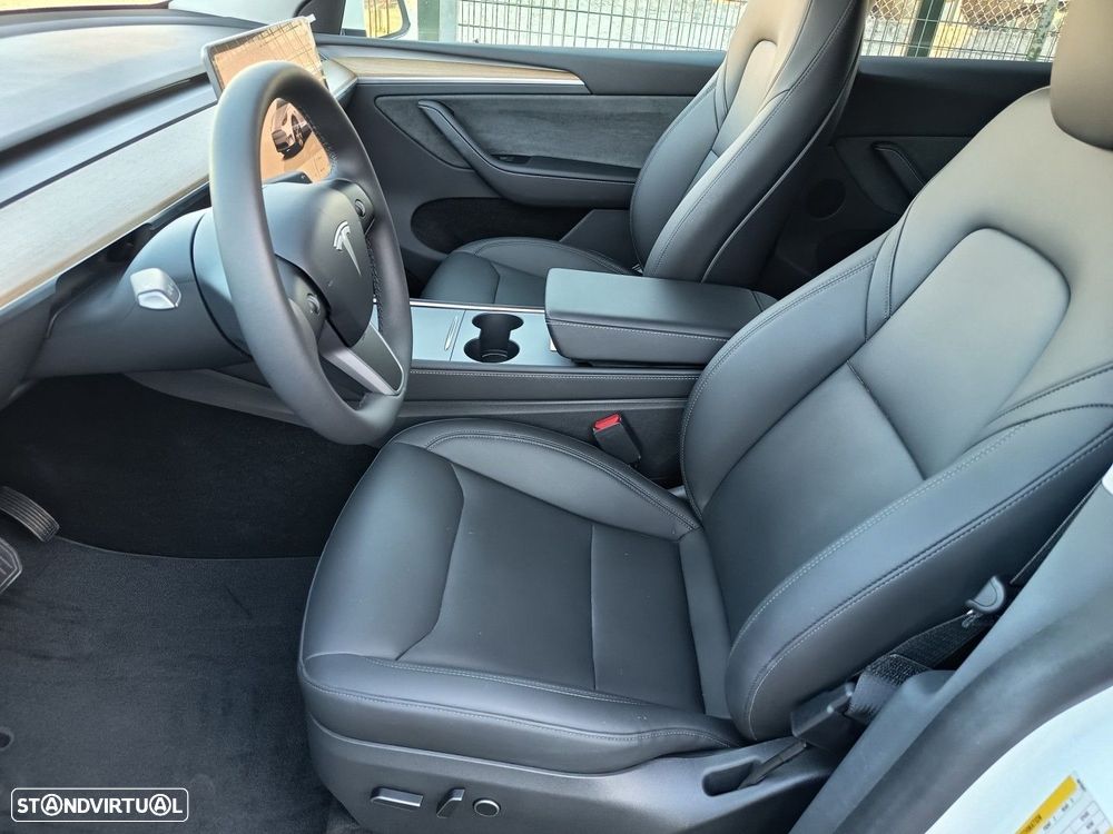 Tesla Model Y Tração Traseira - 14