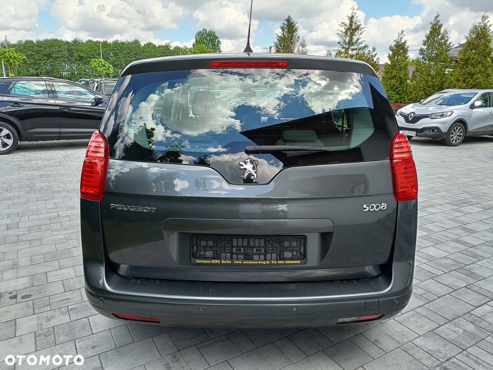 Peugeot 5008 - 12