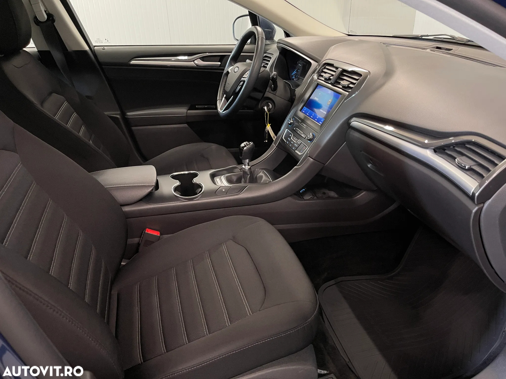 Ford Mondeo 2.0 TDCi Trend - 10