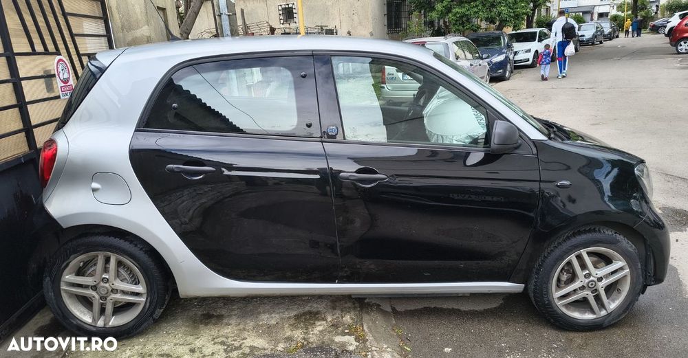 Smart Forfour EQ - 3
