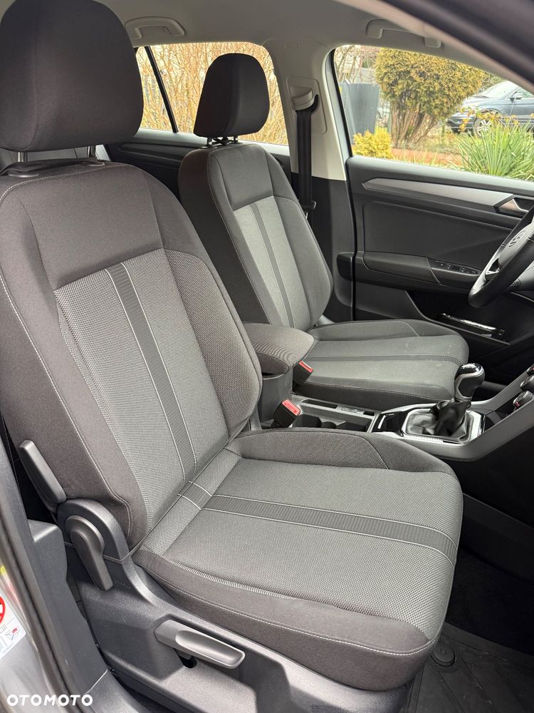 Volkswagen T-Roc ver-1-5-tsi-life - 6