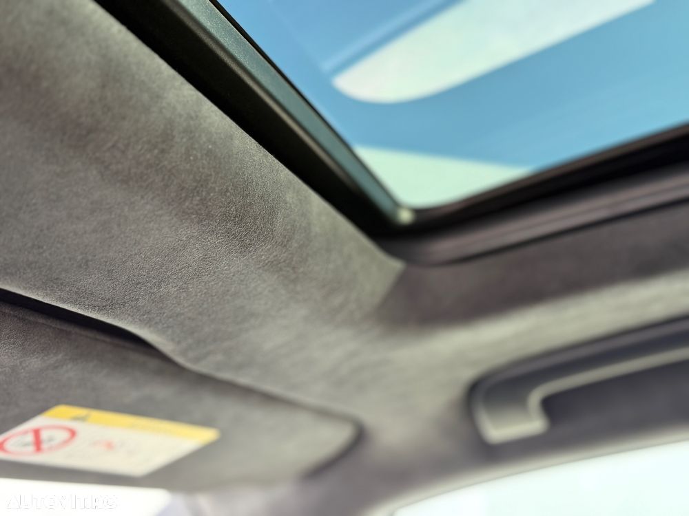 Porsche Cayenne - 22