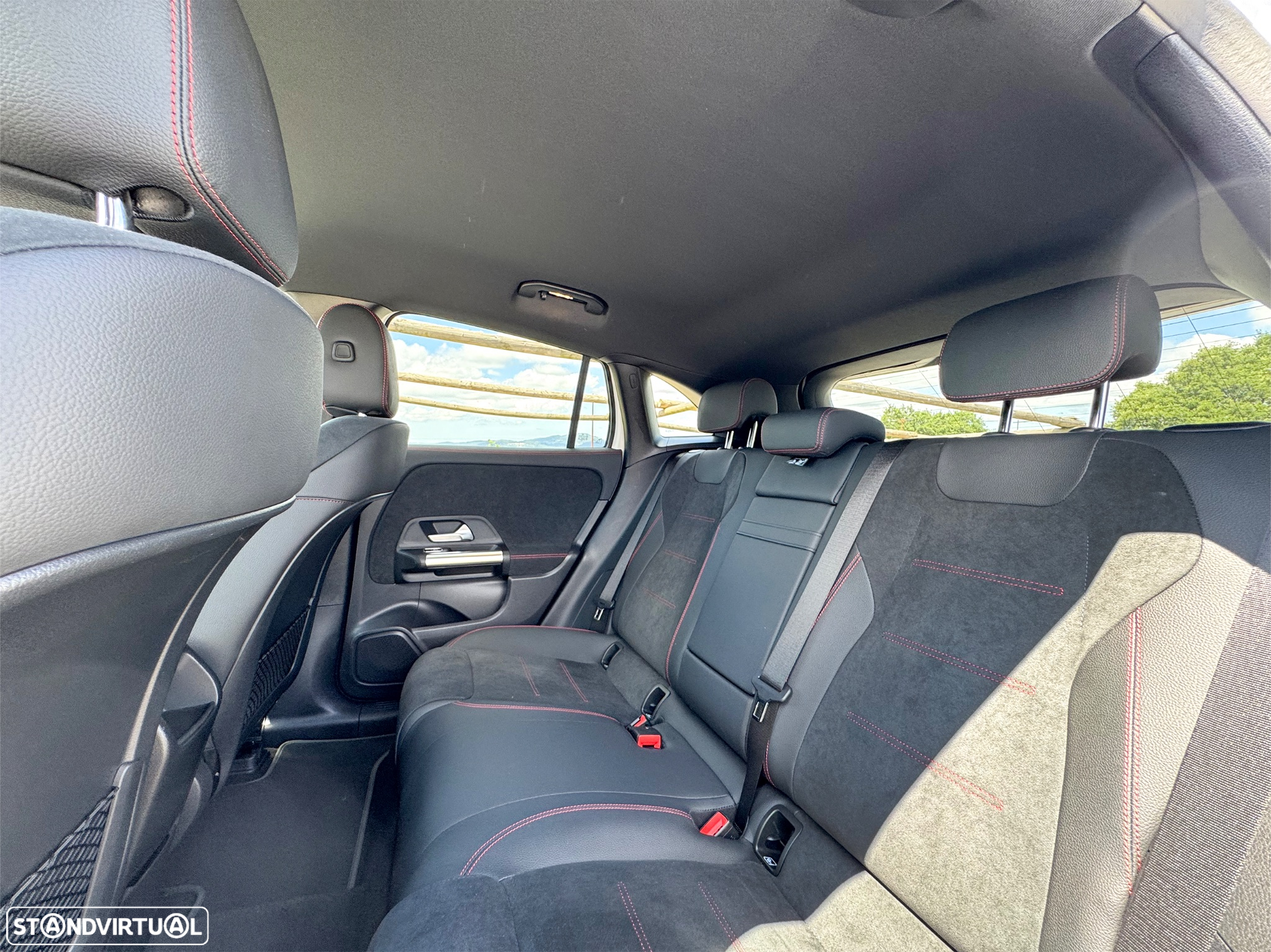 Mercedes-Benz EQA 250 AMG Line - 11