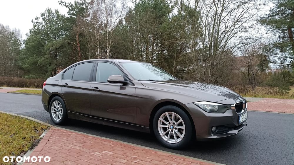 BMW Seria 3 316d - 5