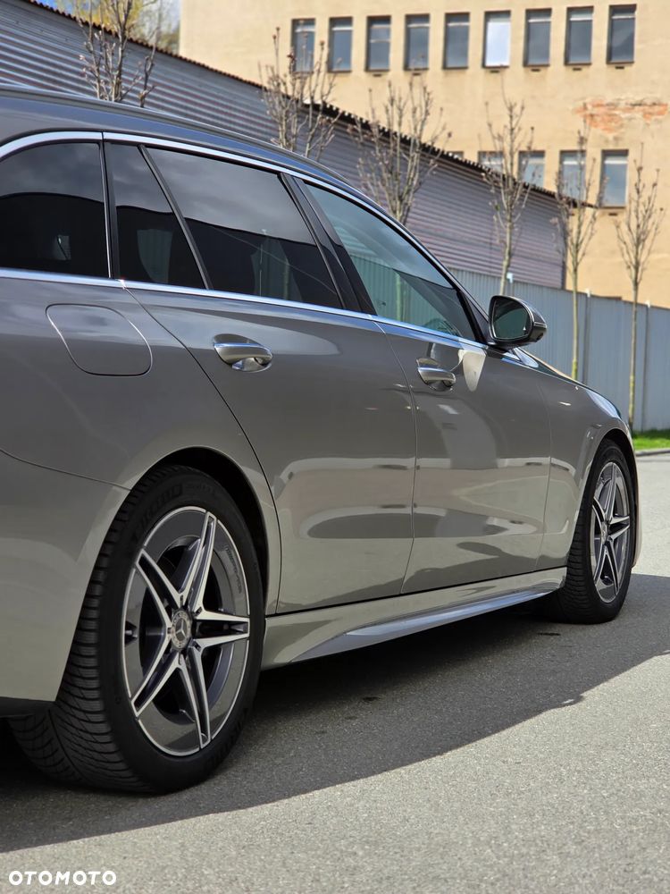 Mercedes-Benz Klasa C 220 d mHEV AMG - 5