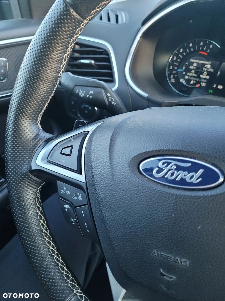 Ford S-Max 2.0 EcoBlue Titanium - 15